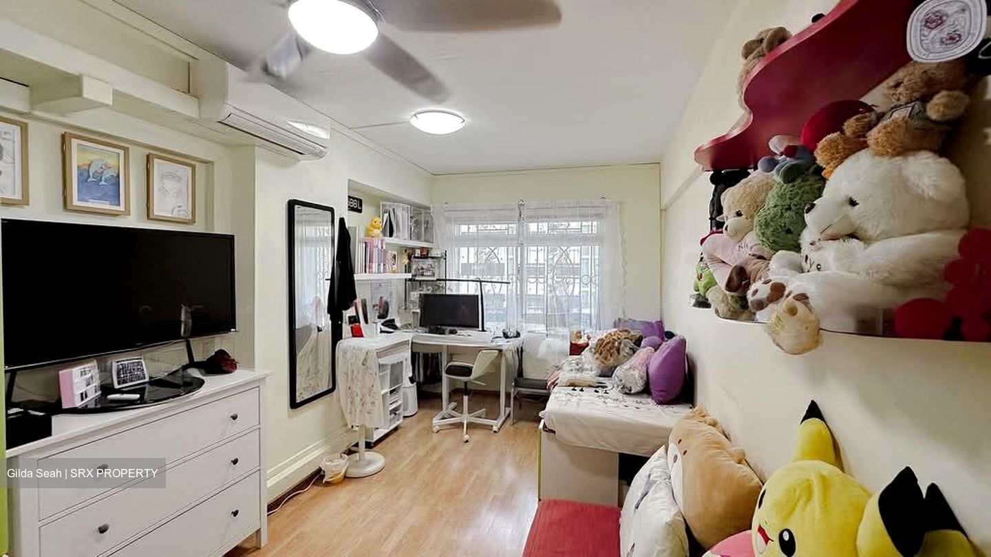 Blk 245 Pasir Ris Street 21 (Pasir Ris), HDB Executive #577376841